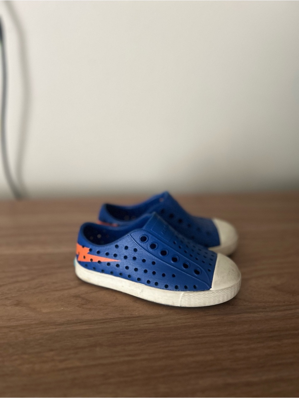 Toddler native shoes - 7c